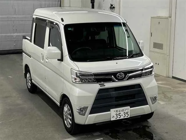 Daihatsu Hijet Cargo S331W 2021